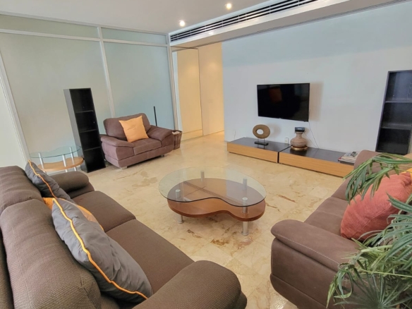 2 bedroom condo steps away from the ocean in Playa Del Carmen
