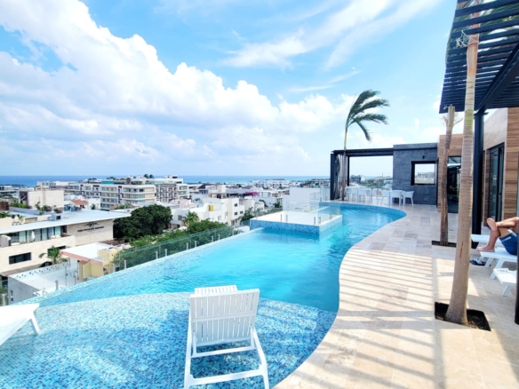 Beautiful condo studio