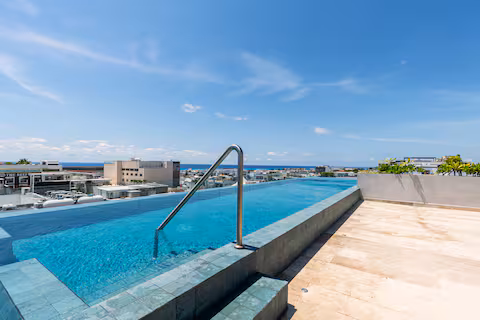 Vistas al mar desde tu cama y un rooftop único