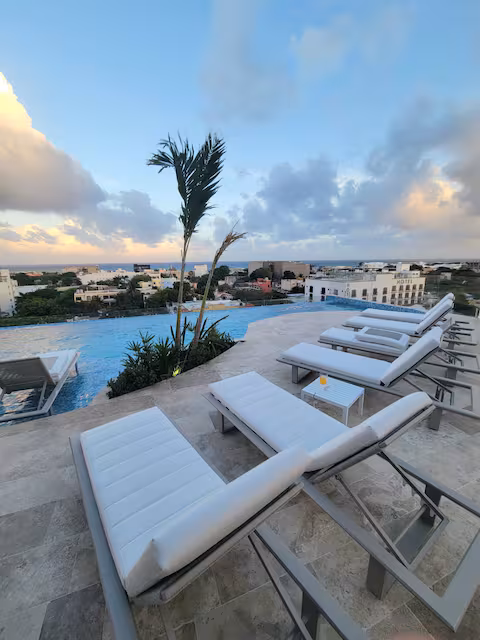 Paraíso en las alturas; atardecer+piscina privada
