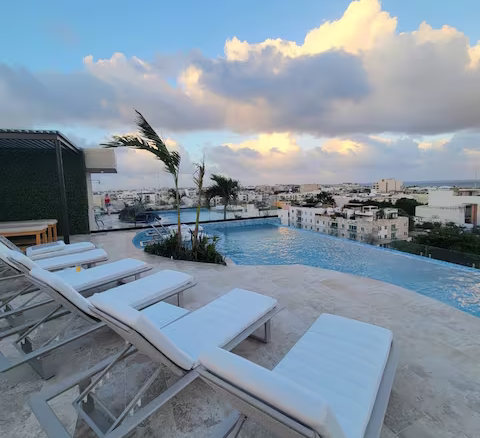 Paraíso en las alturas; atardecer+piscina privada